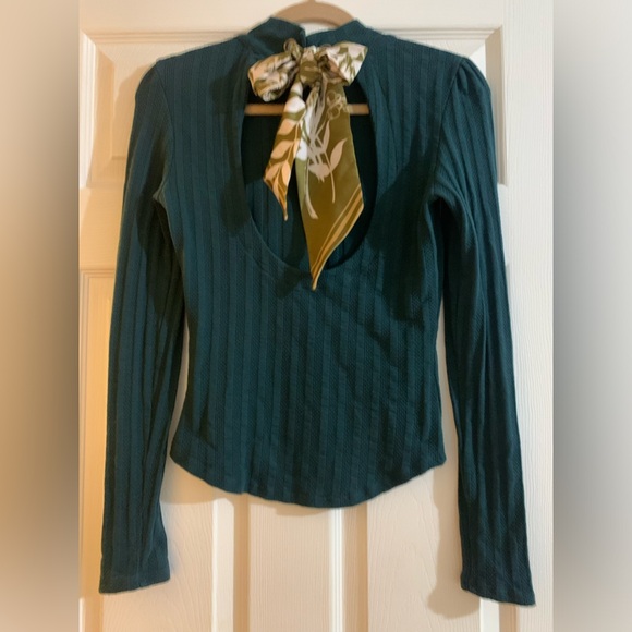 Free People Party in The Back Top in Dark Green - Size Small - Picture 6 of 11